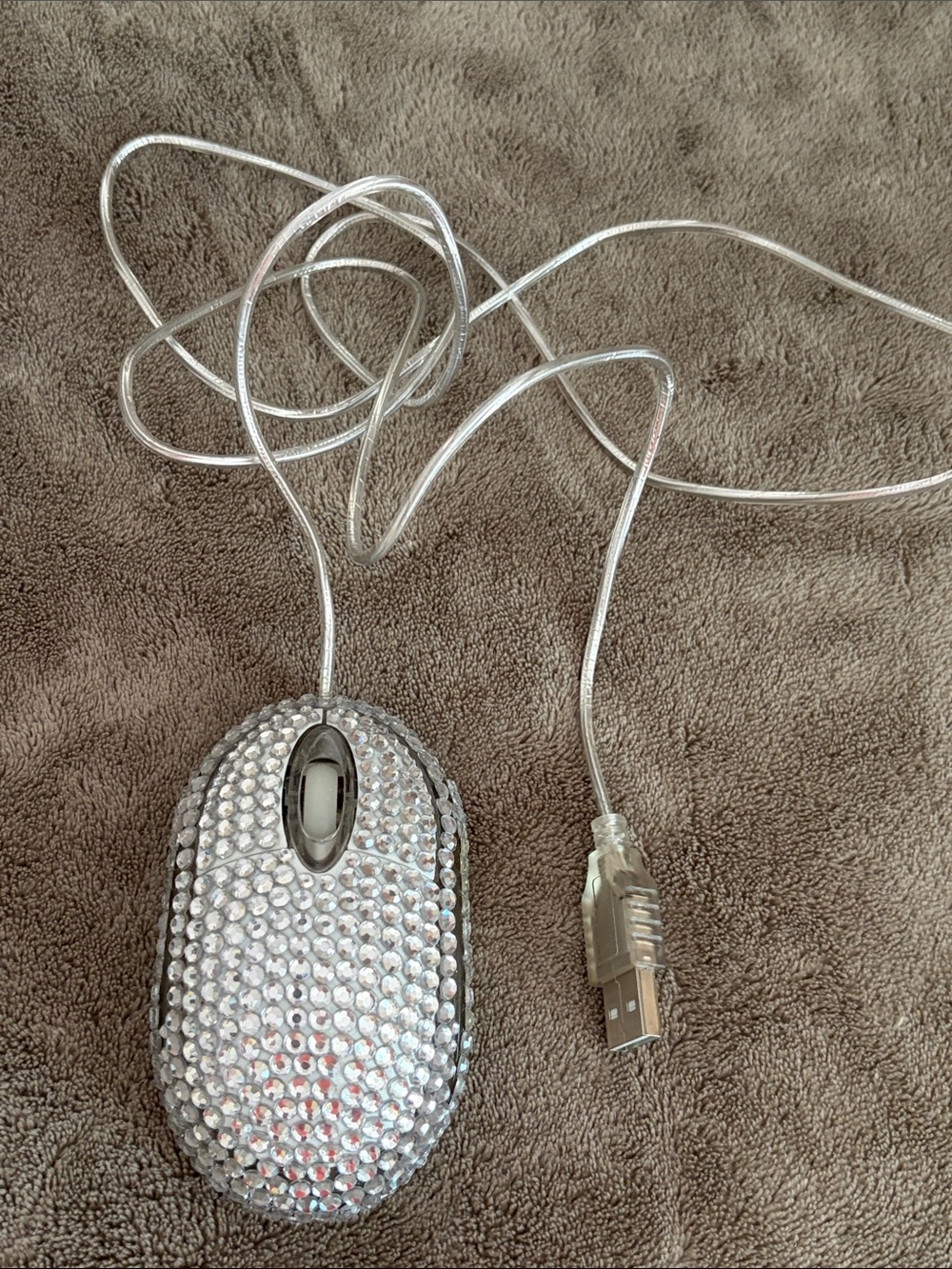 Crystal Rhinestone Mouse with Matching Calculator & Stapler- Silver - Picture 4 of 13
